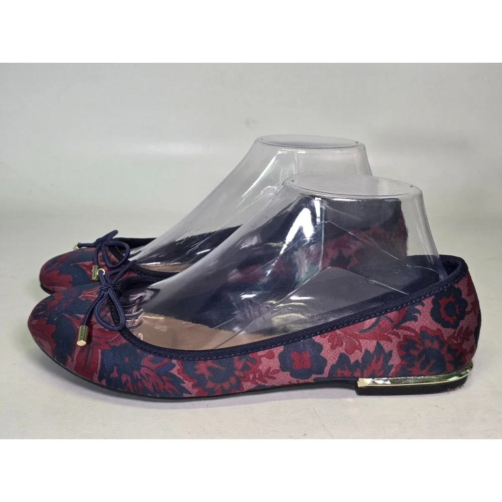 APT 9 Women's Ballets Size 7.5 M‎ Navy Red Multicolor Floral Slip On Flats Shoes